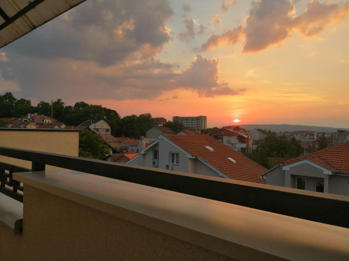 Apartman Mia Centar 쿠르셰바츠 외부 사진