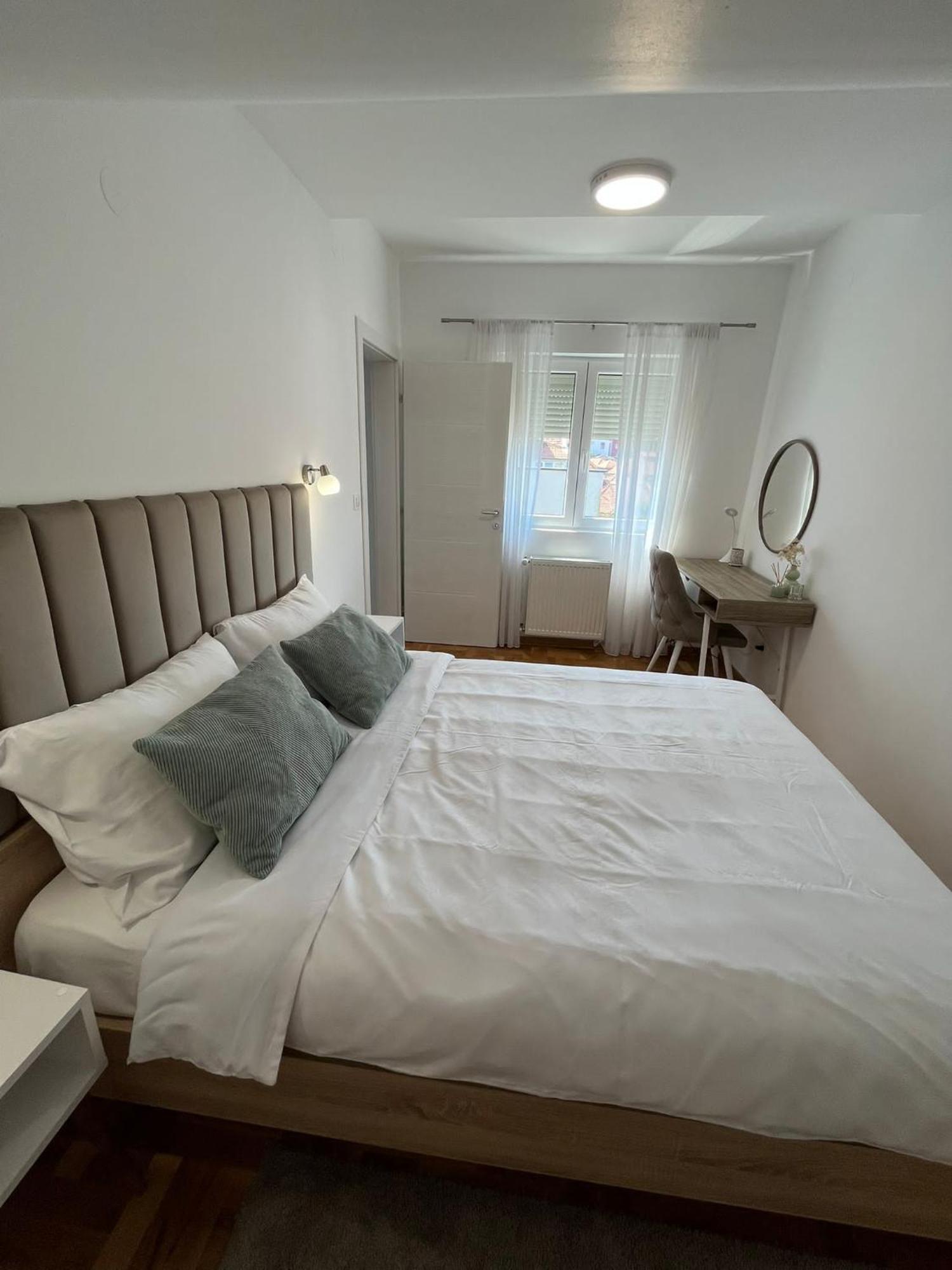 Apartman Mia Centar 쿠르셰바츠 외부 사진